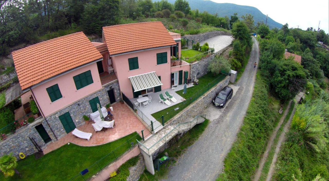 Appartamento Terrazza Vista Mare Mozzafiato โมเนเลีย ภายนอก รูปภาพ